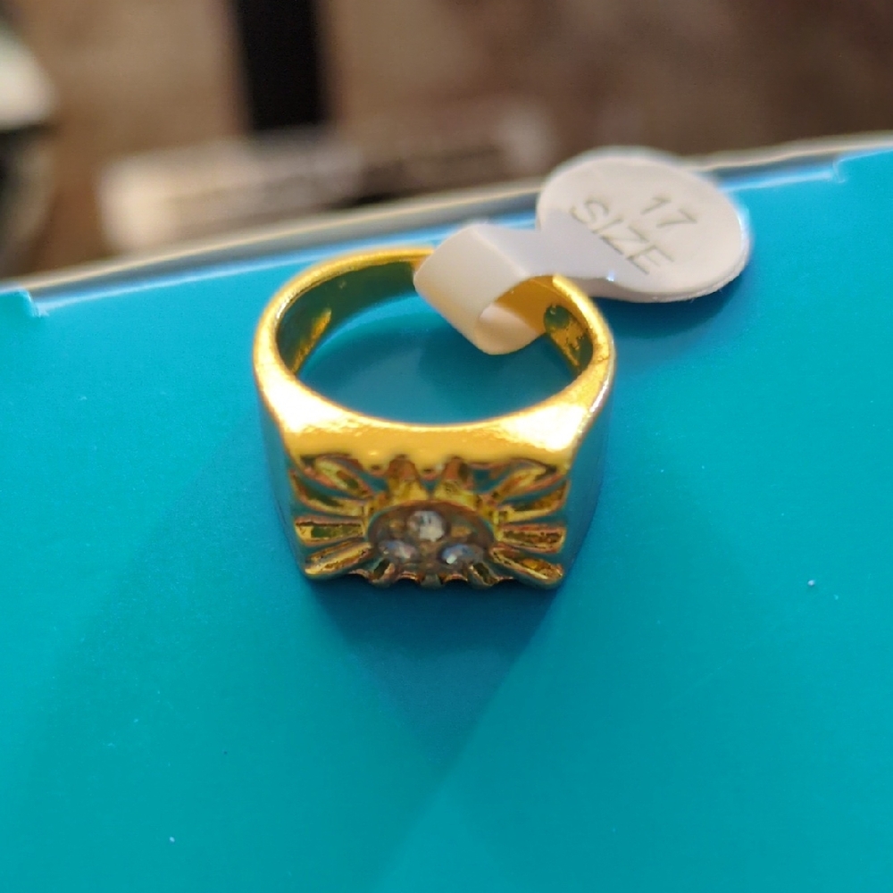 Gold Sunburst Ring
